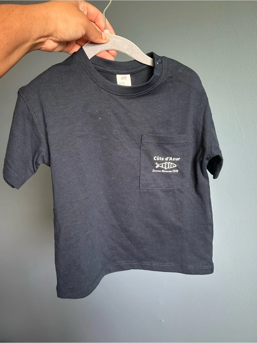 H&M Navy Blue Kids Pocket Tee - Côte d'Azur Graphic